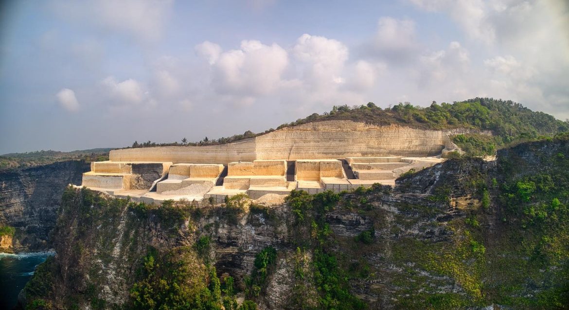 For Sale 4 Are Land in The Kelingking Cliff Nusa Penida